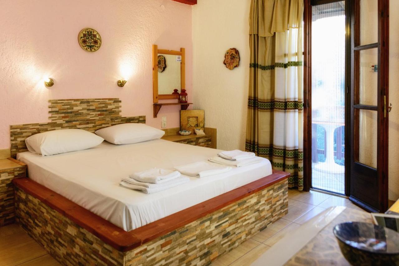 Spiros Rooms Panormos  Exterior foto